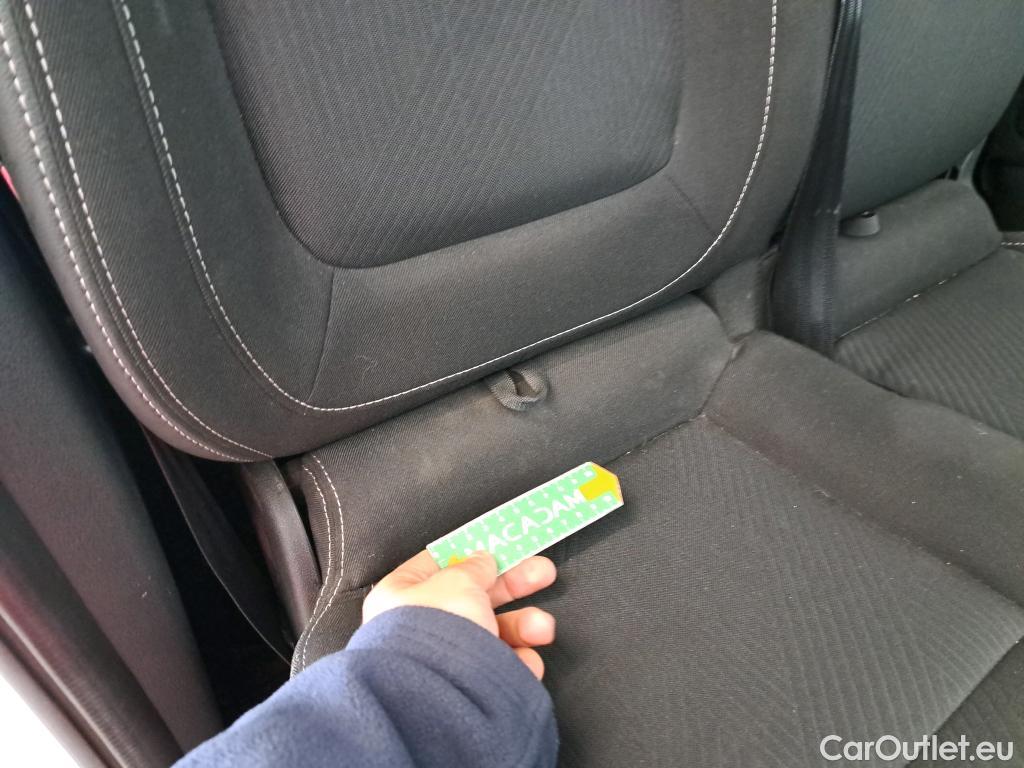  Renault  Trafic RENAULT  / 2019 / 4P / Fourgon tole NV FG GCF L1H1 1200 dCi 120 #38