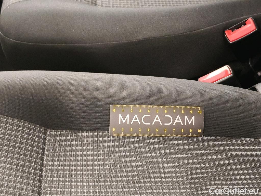  Volkswagen  Transporter VOLKSWAGEN  / 2019 / 4P / Fourgon tôlé 2.0 TDi 150 DSG7 L1H1 Business Plus #11