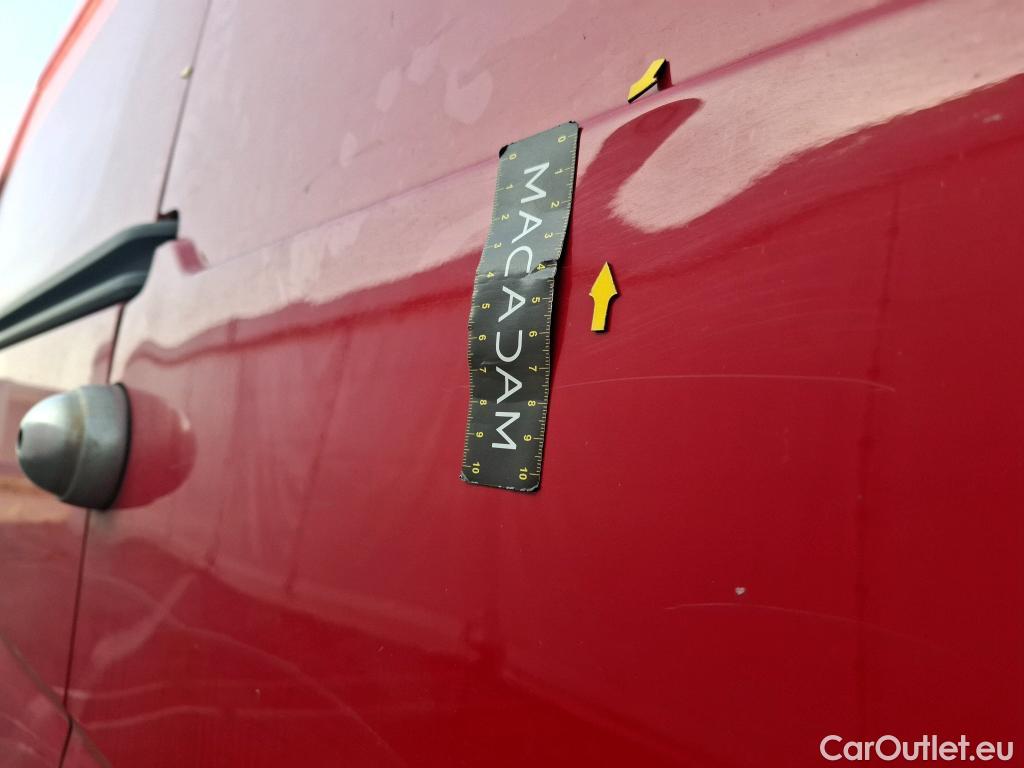  Renault  Master  III Fourgon L2H2 3 5 Grand Confort dCi 130CV BVM6 E6 #11