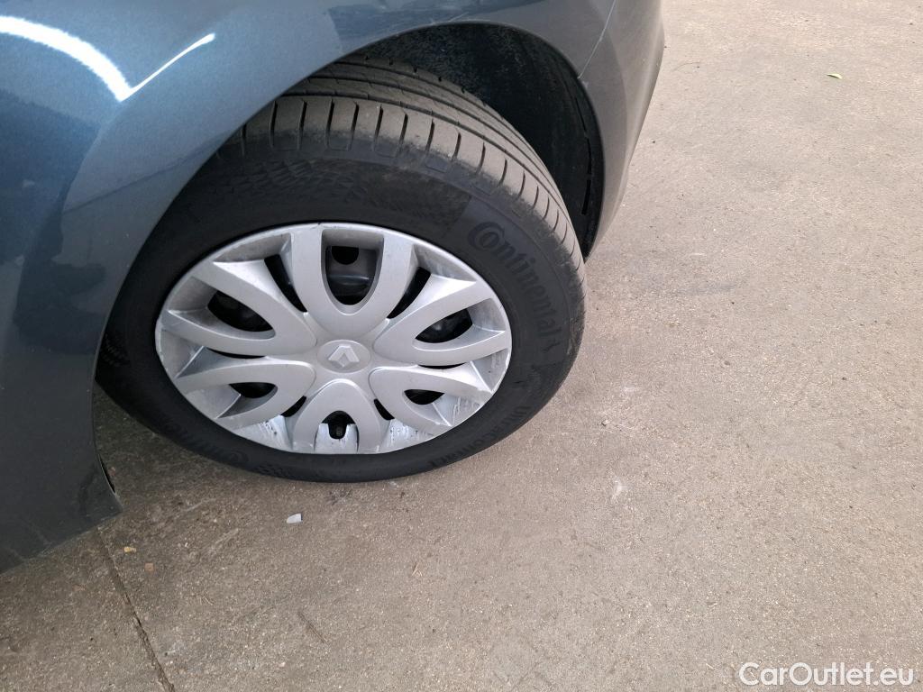  Renault  Clio  IV Air MediaNav 1.5 dCi 90CV BVM5 E6 #7