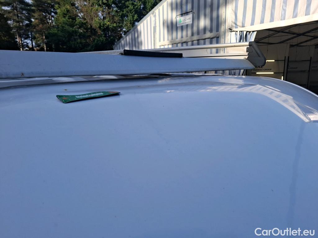  Renault  Master  Fourgon L2H2 3 5 Grand Confort dCi 135CV BVM6 E6dT #5