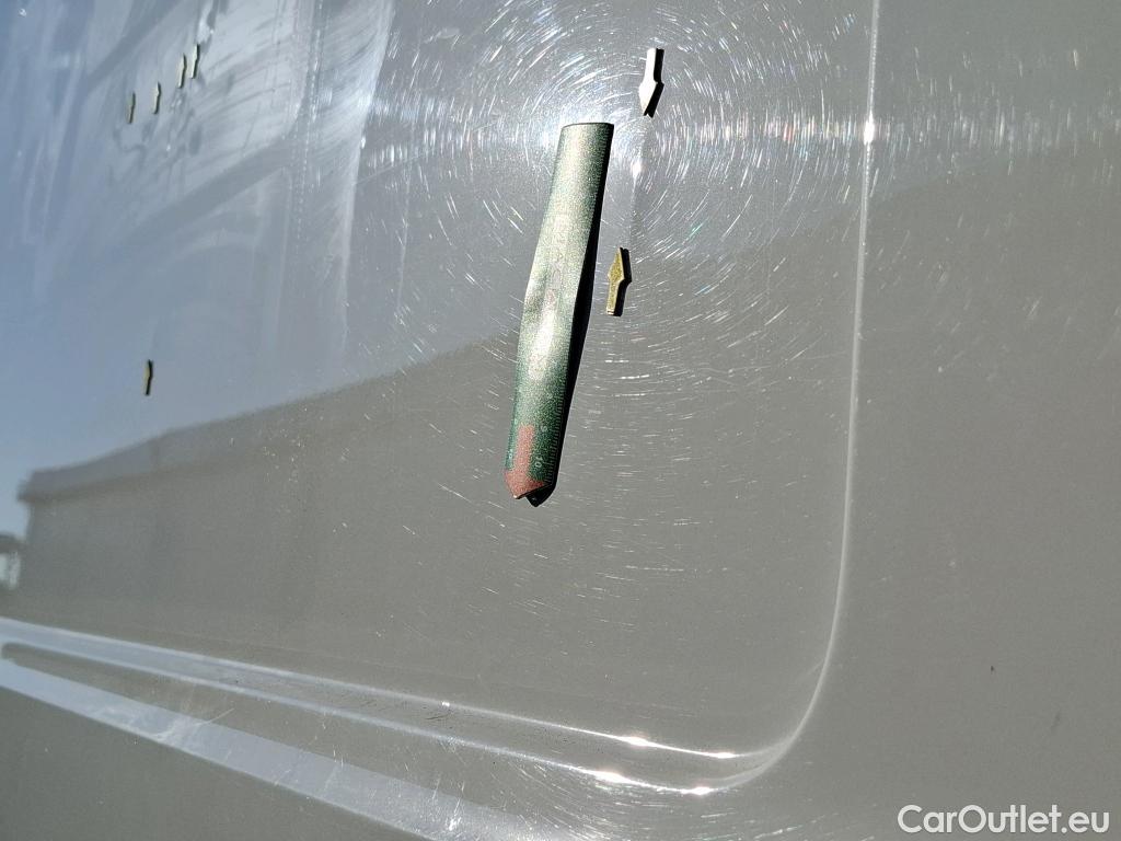  Volkswagen  Crafter  Fourgon Fourgon 30 mittlerer Radstand mit Hochdach FWD 2.0 #21