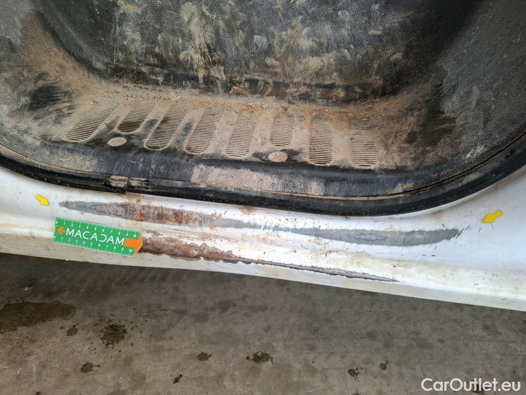  Renault  Master RENAULT  VU 4p Fourgon Gd Conf F3500 L2H2 dCi 125 #33