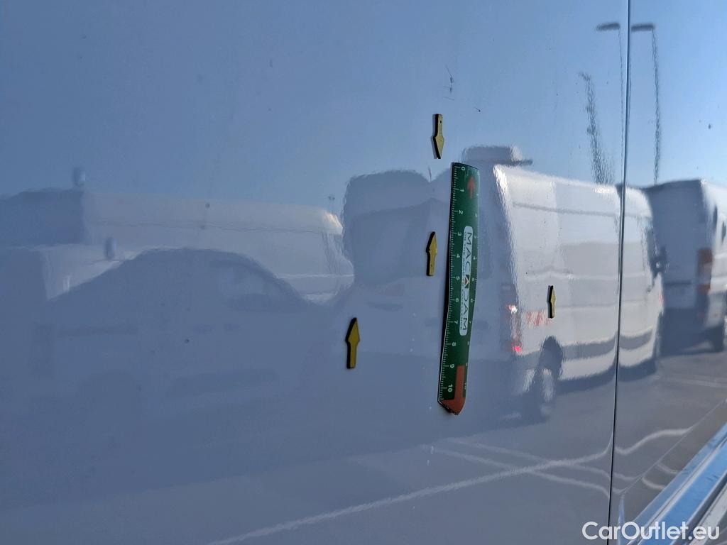  Volkswagen  Crafter  Fourgon Fourgon 30 mittlerer Radstand mit Hochdach FWD 2.0 #25