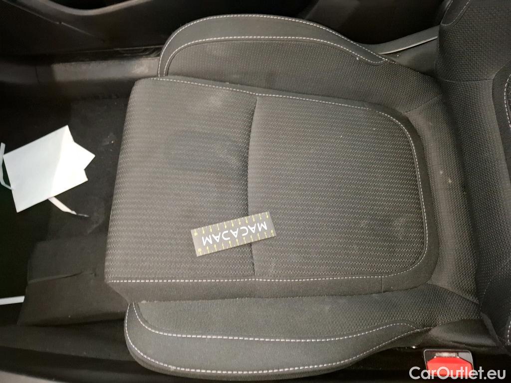  Renault  Megane  IV Berline 5 ptes. Business 1.5 dCi 115CV BVM6 E6d / TRANSFO VP/VF #17