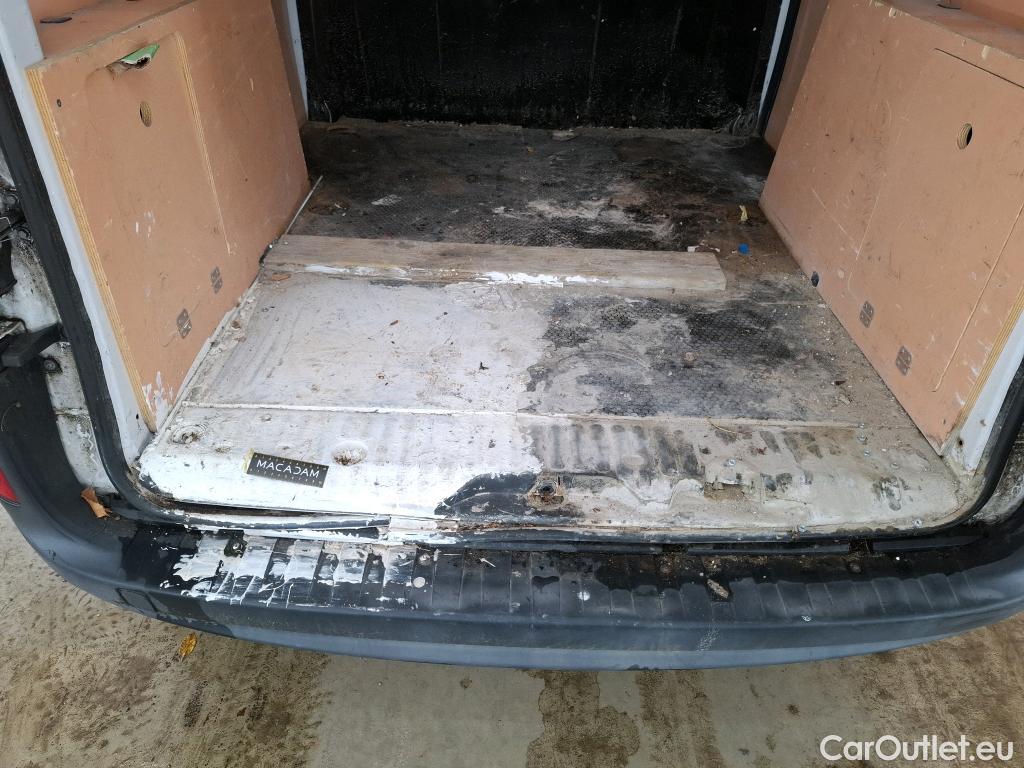  Renault  Kangoo  Express Confort (L1) 1.5 dCi 90CV BVM5 E6 #34