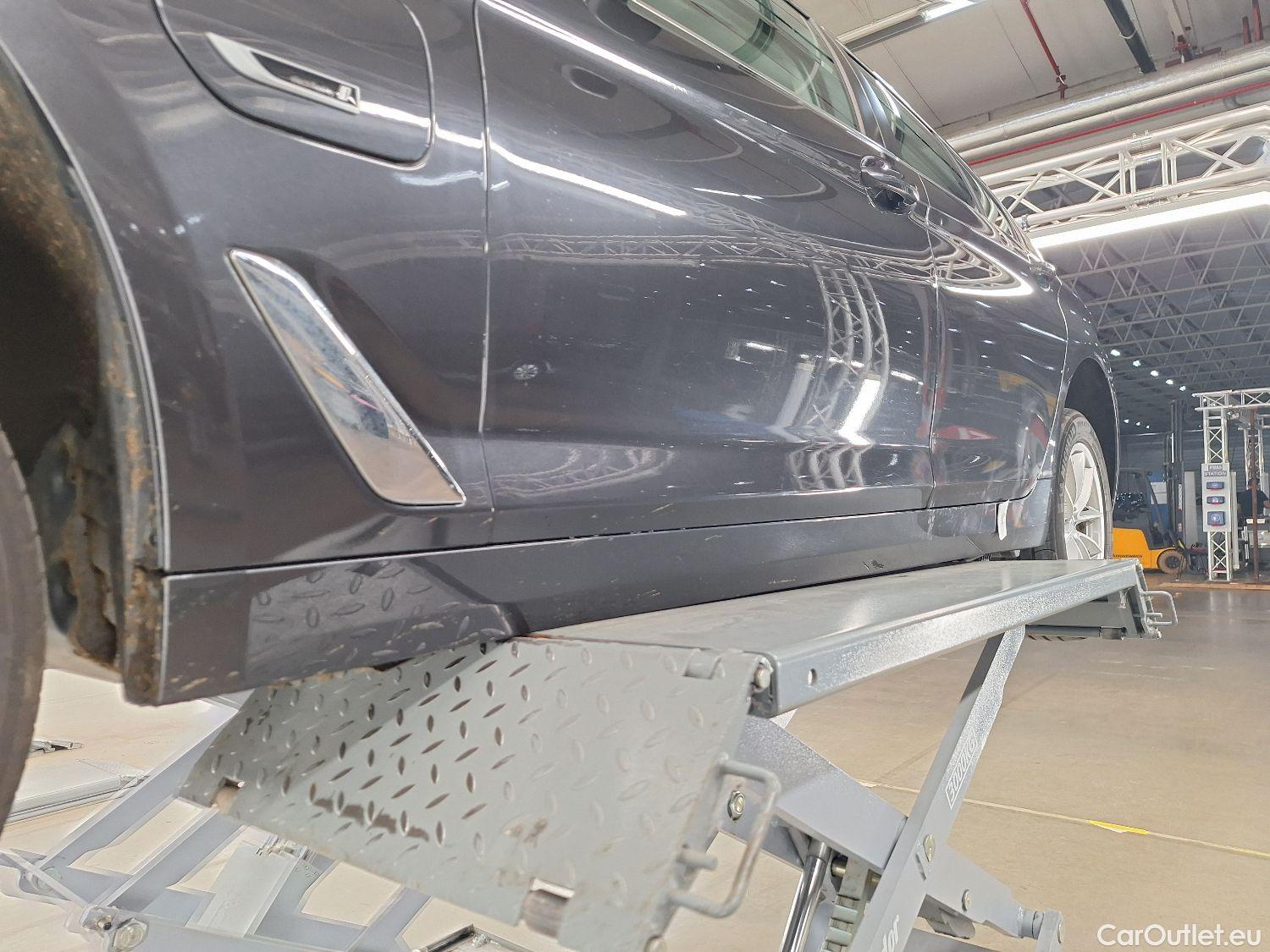  Bmw  Serie 5 BMW, 5-serie FL'20 PHEV, BMW 5 Reeks Berline 520e 150kW 4d #9