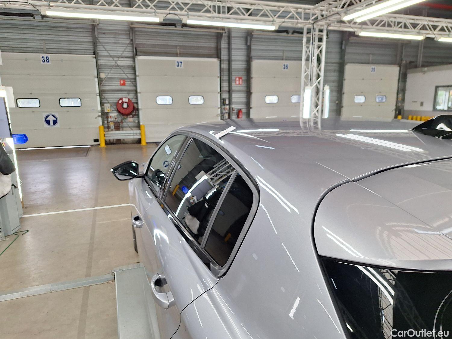  Peugeot  308 Peugeot,  '21, Peugeot  1.5 BlueHDi 130 S&S EAT8 Allure Pack 5 #19