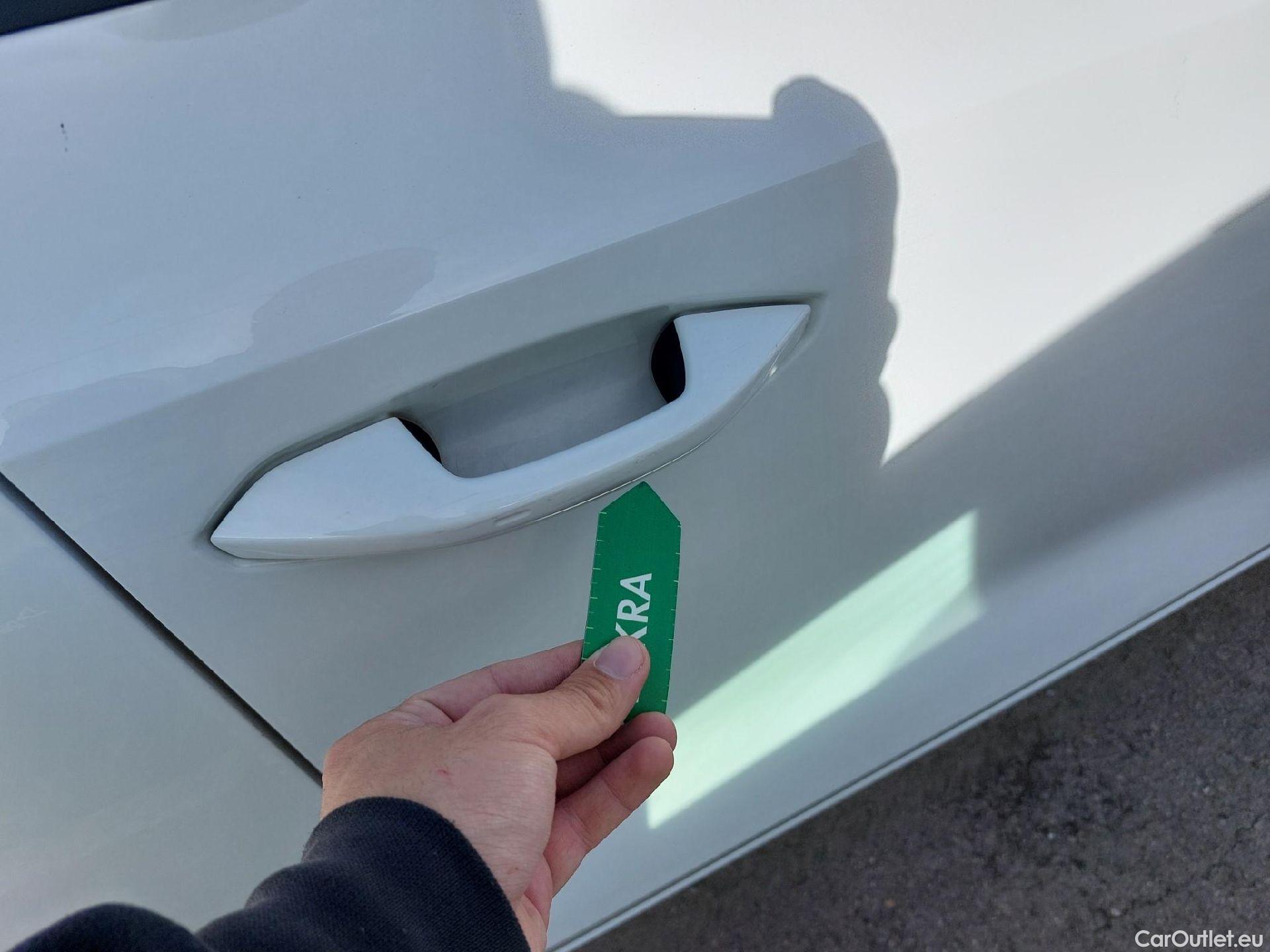  Audi  A3 AUDI  / 2020 / 5P / berlina con portón Sportback 30 TFSI 81kW (110CV) S tronic #30