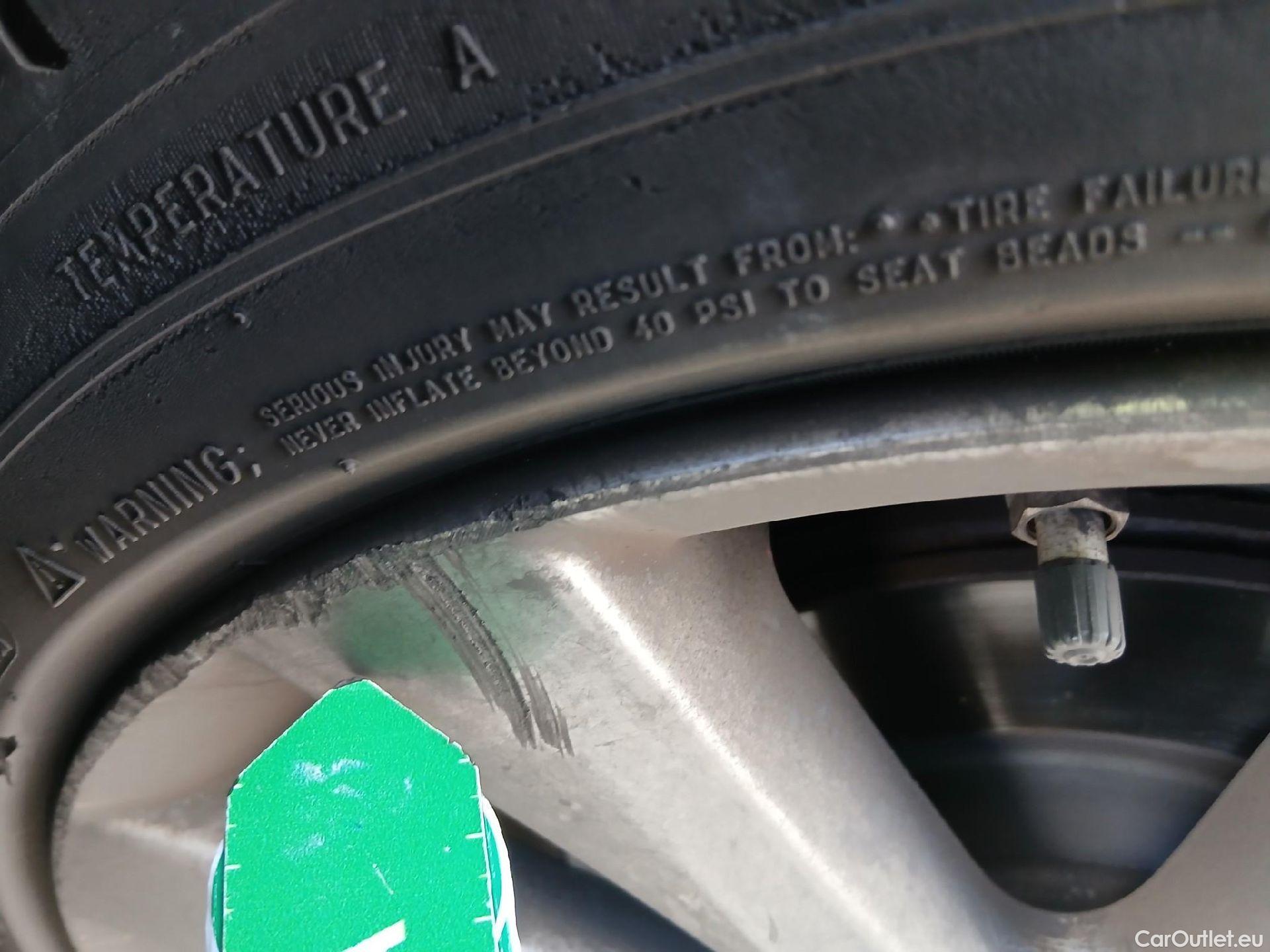  Mazda  3 MAZDA Mazda / 2019 / 4P / sedán 2.0 e-SKYACTIV-G 88KW ZENITH #15