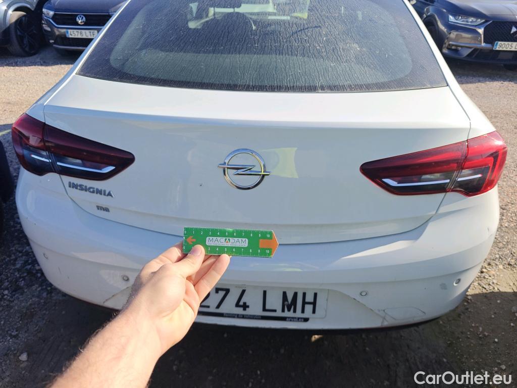  Land Rover  Discovery OPEL Insignia / 2020 / 5P / berlina con portón GS Business Edition 1.5D DVH 90kW MT6 #1