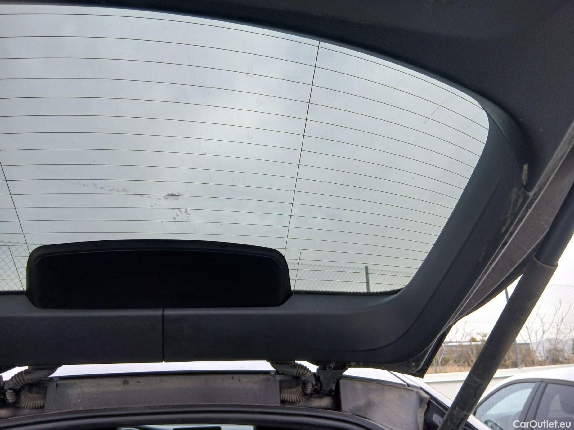  Mercedes  G-Klasee MERCEDES-BENZ GLC Coupé / 2019 / 5P / coupé GLC 300 de 4MATIC #32