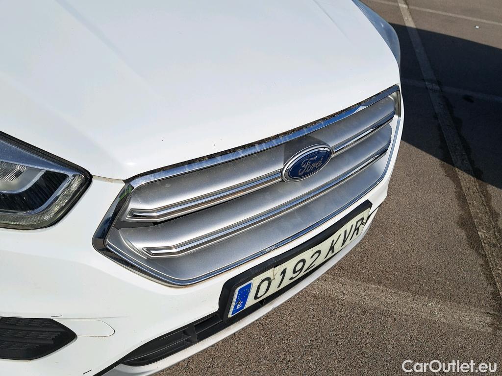  Ford  Kuga FORD  / 2016 / 5P / todoterreno 1.5 EcoBoost 88kW 4x2 Trend+ (CX) #23