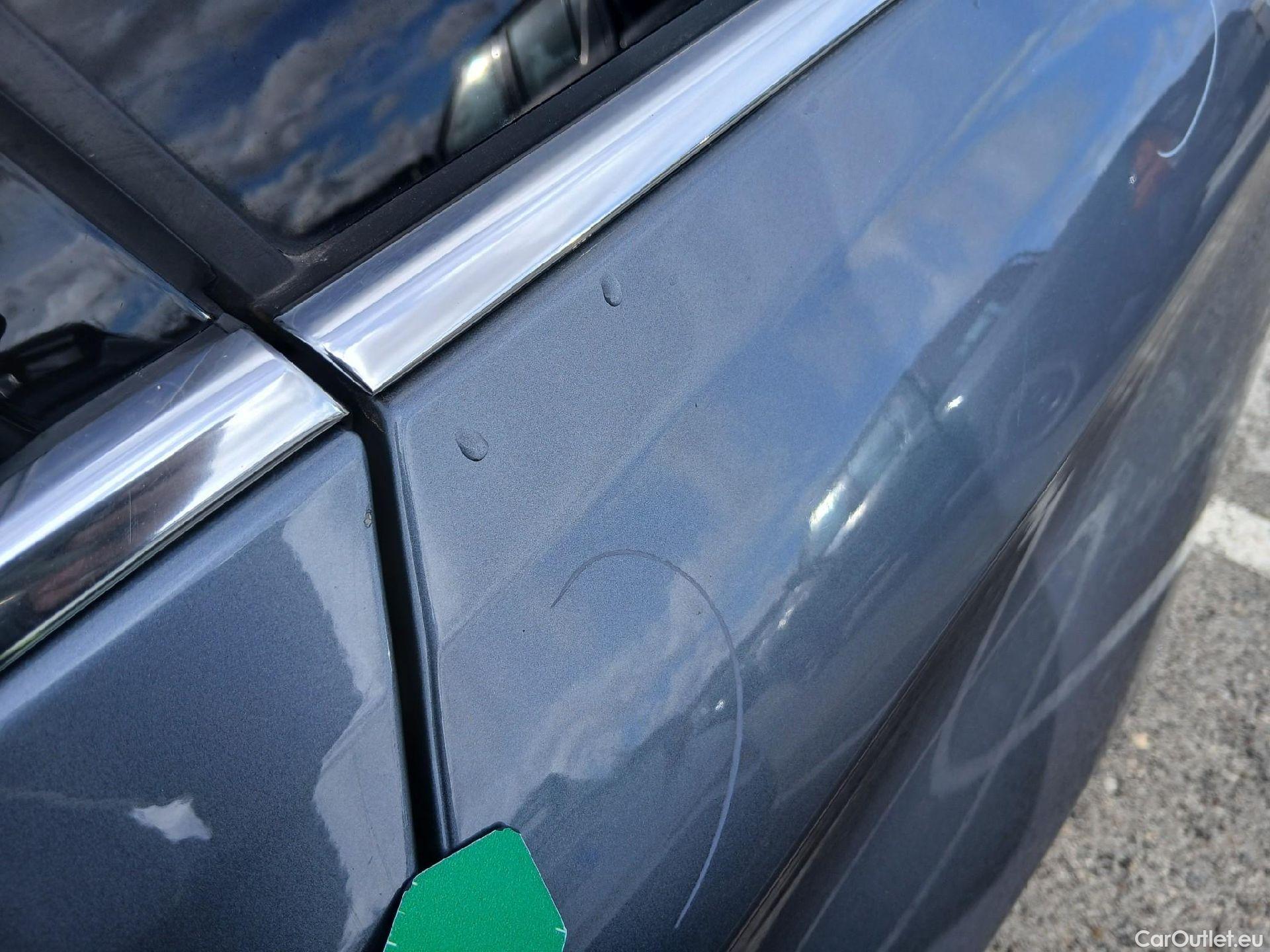  Bmw  Serie 5 BMW  / 2020 / 5P / familiar 520dA Touring #16