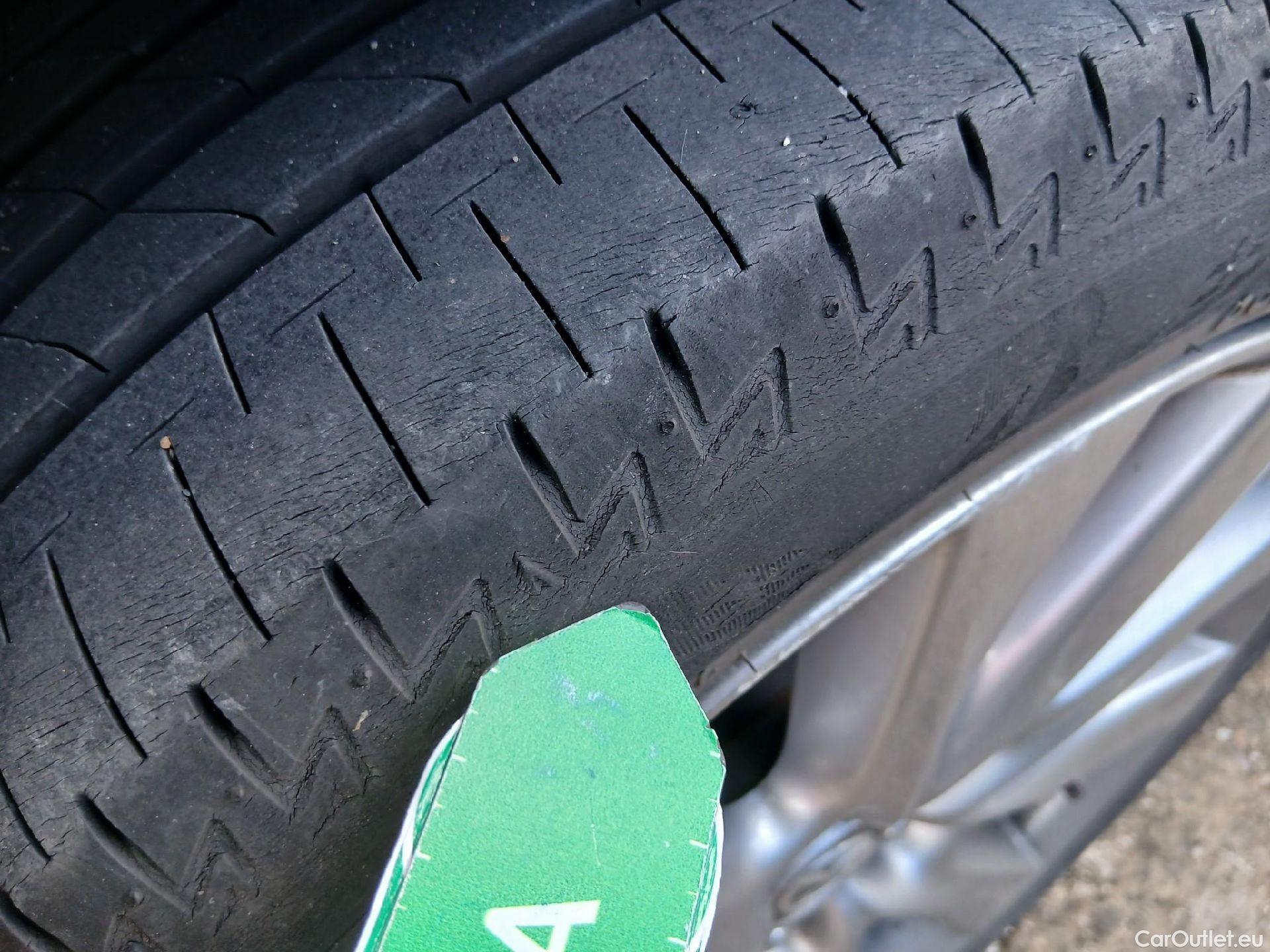  Mazda  3 MAZDA Mazda / 2019 / 4P / sedán 2.0 e-SKYACTIV-G 88KW ZENITH #11