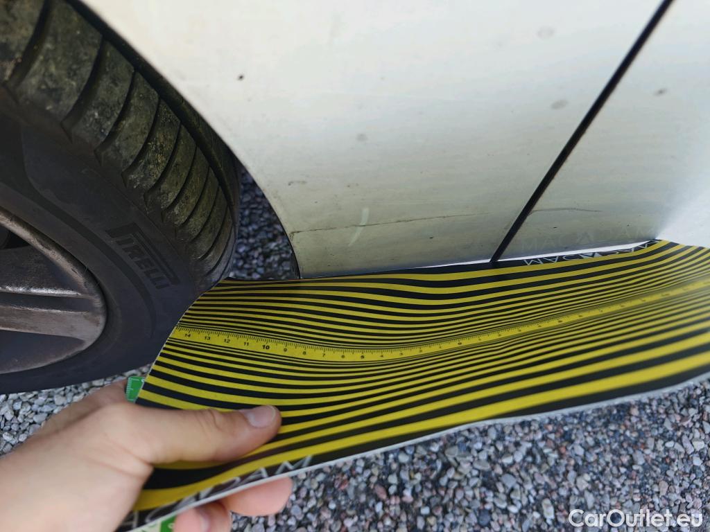  Land Rover  Discovery OPEL Insignia / 2020 / 5P / berlina con portón GS Business Edition 1.5D DVH 90kW MT6 #6