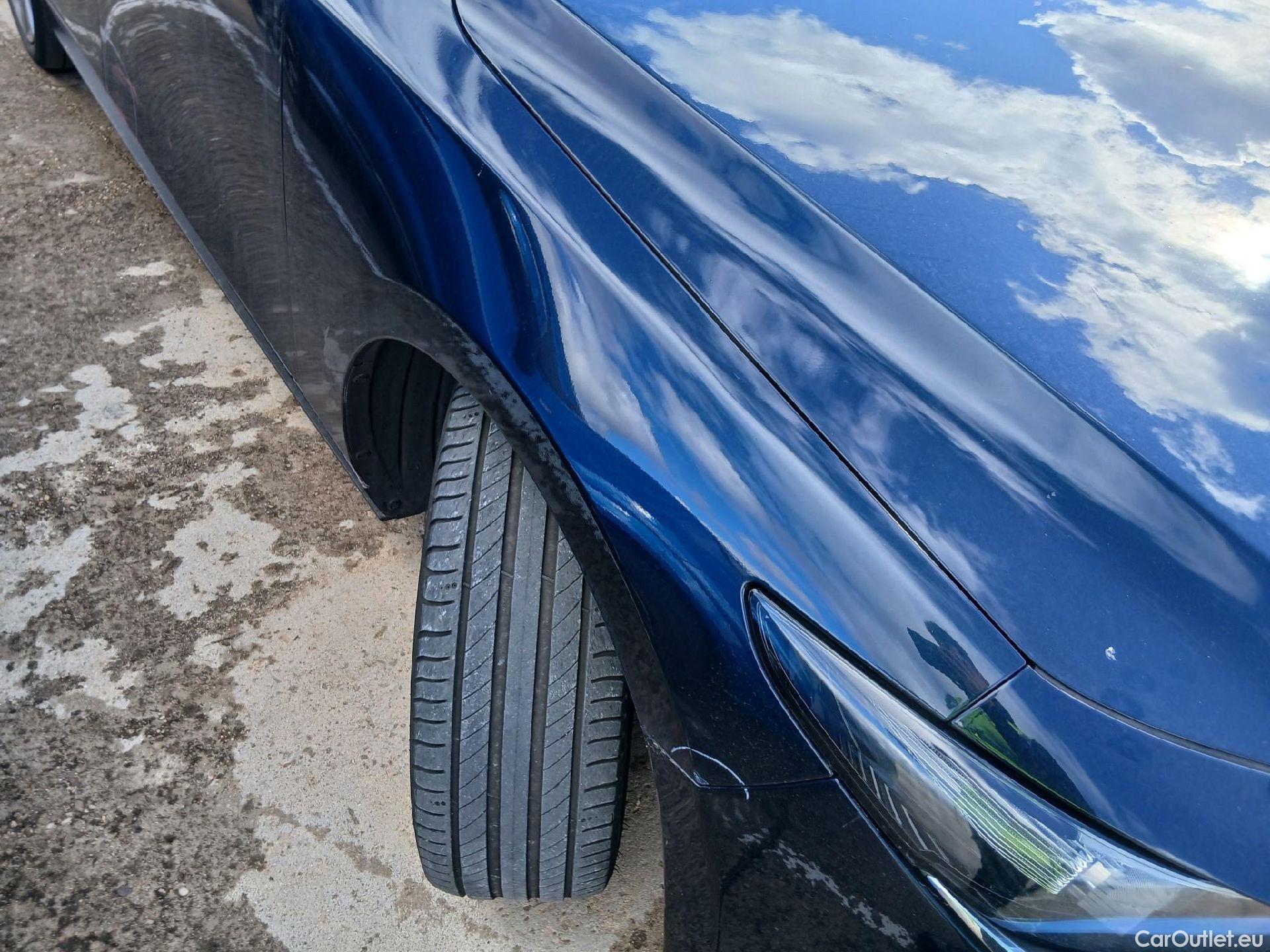  Mazda  3 MAZDA Mazda / 2019 / 4P / sedán 2.0 e-SKYACTIV-G 88KW ZENITH #28