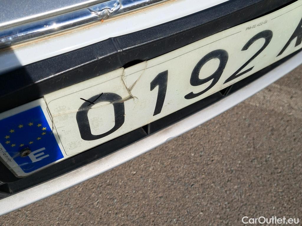  Ford  Kuga FORD  / 2016 / 5P / todoterreno 1.5 EcoBoost 88kW 4x2 Trend+ (CX) #18