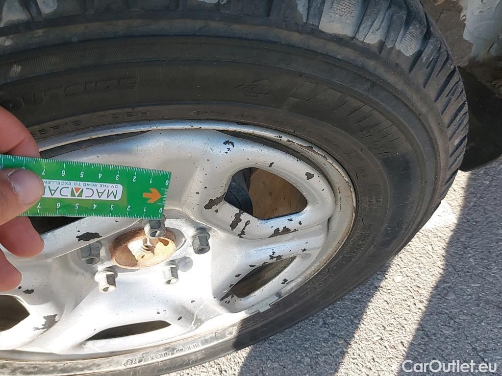  Dacia  Duster DACIA  / 2018 / 5P / todoterreno Essential Blue dCi 85kW (115CV) 4X4 #38