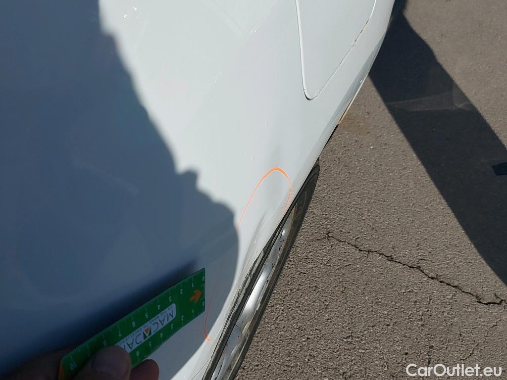  Dacia  Duster DACIA  / 2018 / 5P / todoterreno Essential Blue dCi 85kW (115CV) 4X4 #2