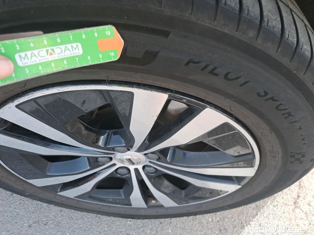  Volvo  XC60 VOLVO    2.0 T6 AWD Recharge Core Auto #2