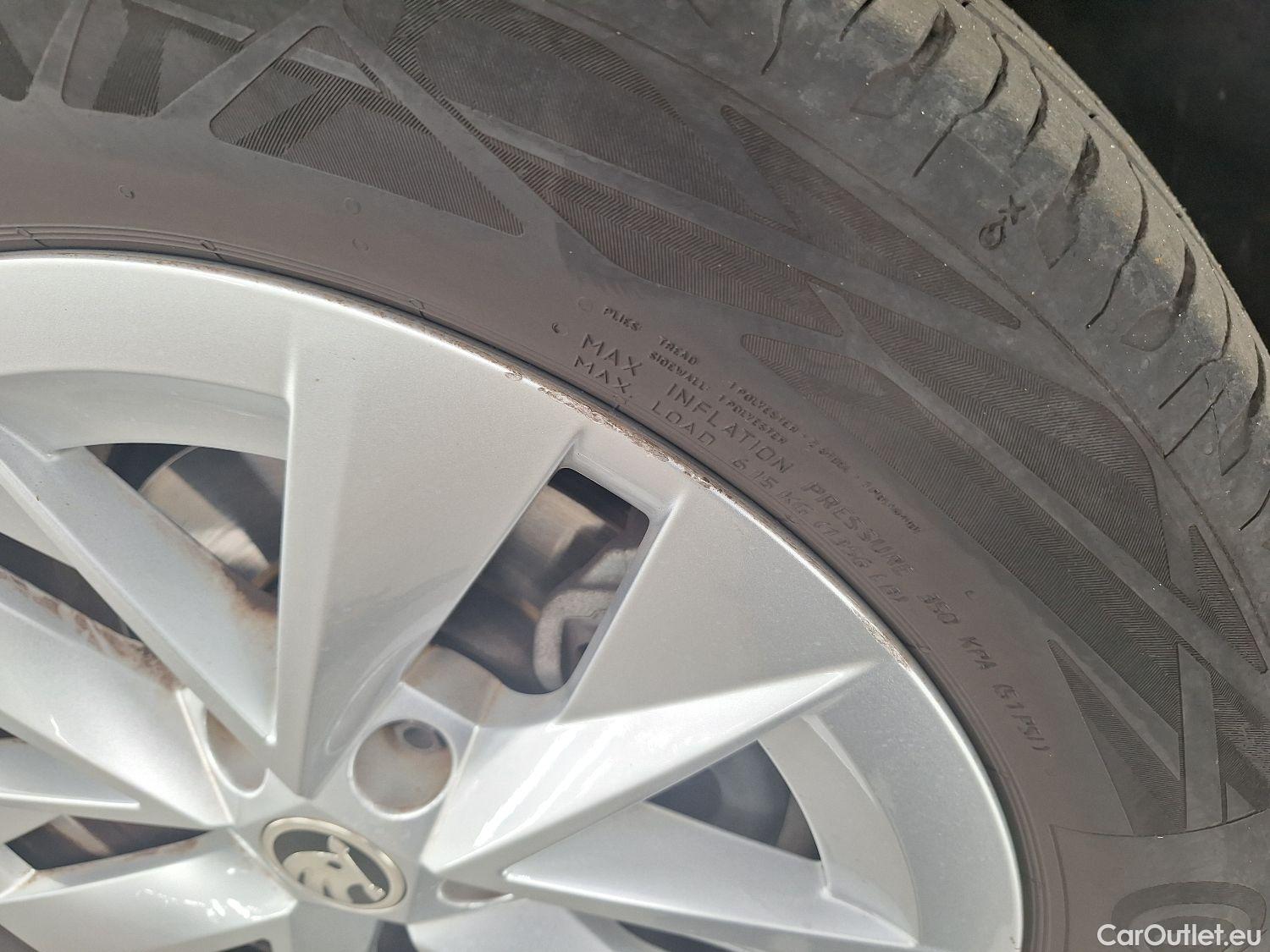  Skoda  Octavia Skoda,  '20, Skoda  1.0 TSI 81kW Clever 5d #2