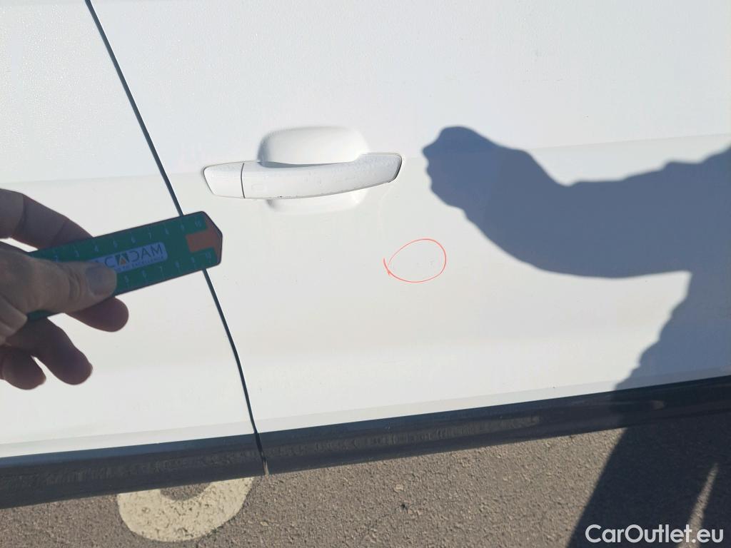  Audi  Q2 AUDI  / 2020 / 5P / todoterreno Advanced 35 TFSI 110kW (150CV) S tronic (AC) #23