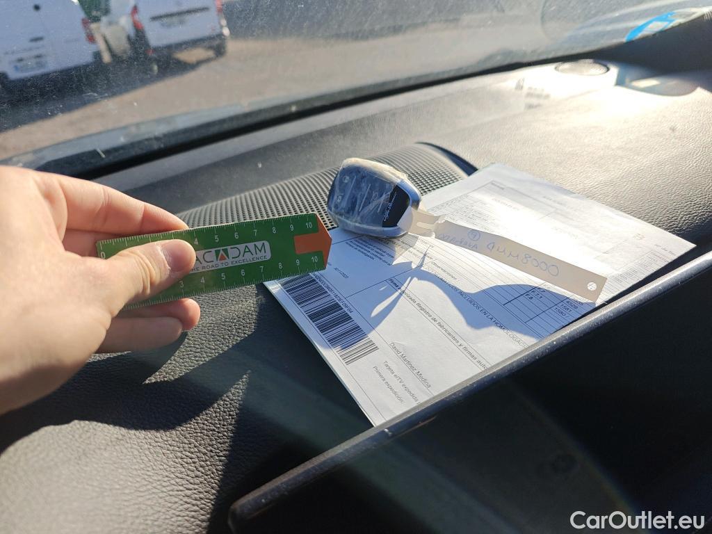  Alfa Romeo  TONALE Alfa Romeo  / 2022 / 5P / todoterreno 1.5 MHEV GASOLINA 160 CV Ti FWD (AC) #34