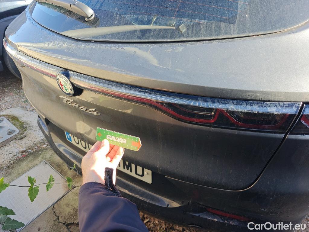  Alfa Romeo  TONALE Alfa Romeo  / 2022 / 5P / todoterreno 1.5 MHEV GASOLINA 160 CV Ti FWD (AC) #25