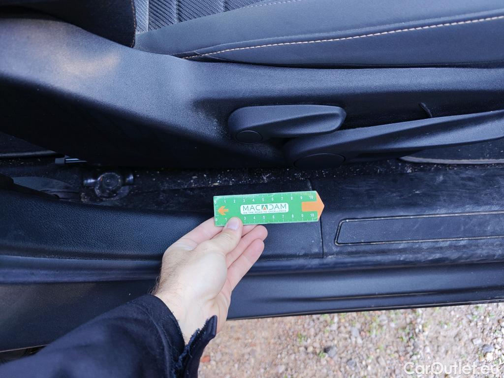  Alfa Romeo  TONALE Alfa Romeo  / 2022 / 5P / todoterreno 1.5 MHEV GASOLINA 160 CV Ti FWD (AC) #9