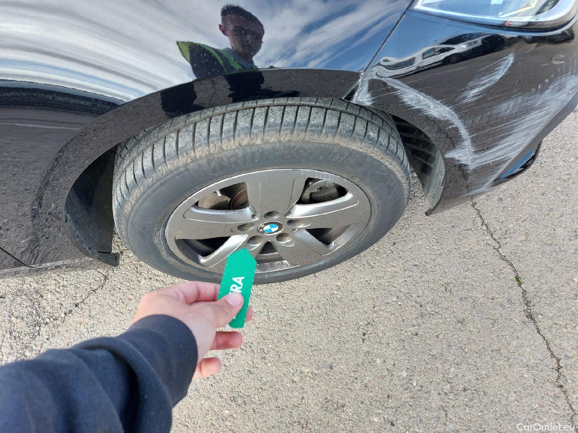  Bmw  Serie 1 BMW  / 2019 / 5P / berlina con portón 118i #36