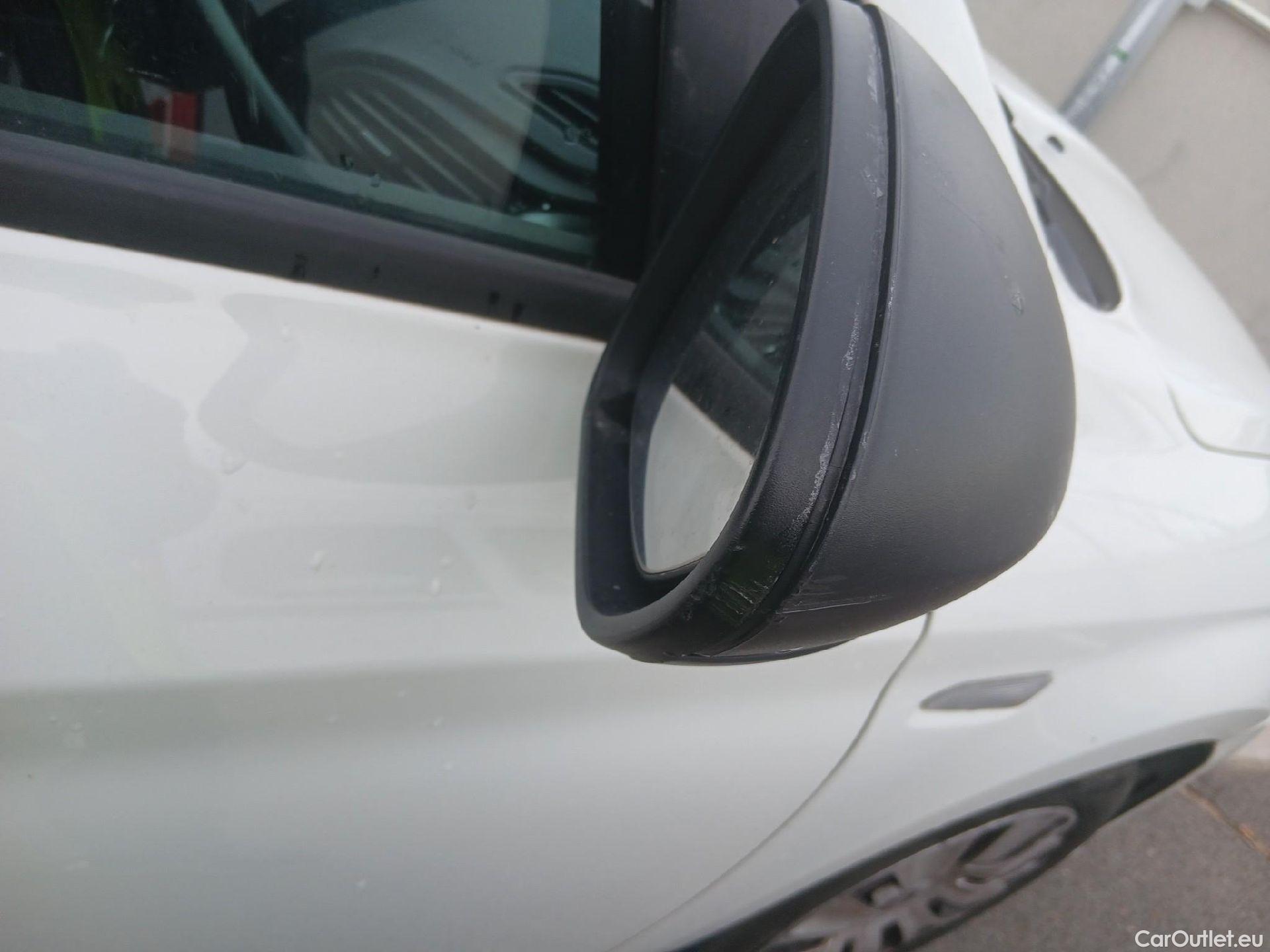  Fiat  Tipo FIAT  5p 2G berlina con portón 1.6 Business 88kW (120CV) Multijet II #52