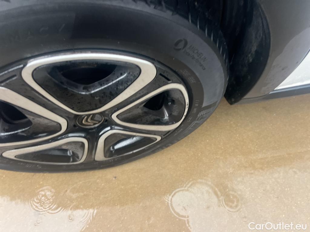  Citroen  C3 CITROEN  / 2020 / 5P / berlina con portón BlueHDi 75KW (100CV) S&S FEEL #8