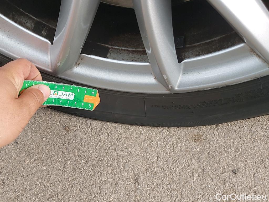  Bmw  X1 BMW  / 2015 / 5P / todoterreno sDrive18d Business #4