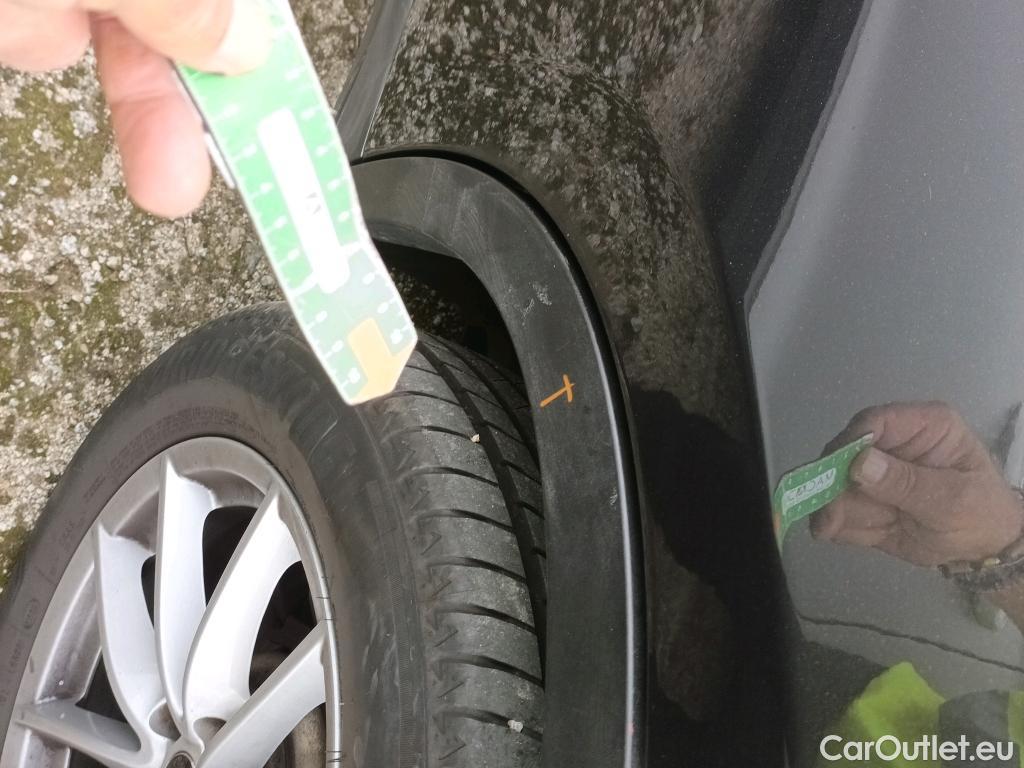  Bmw  X4 BMW  / 2018 / 5P / todoterreno xDrive20d #27