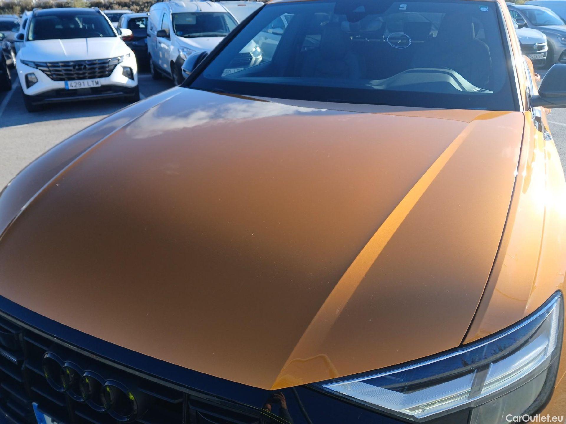  Audi  Q8 AUDI  / 2018 / 5P / todoterreno 55 TFSIe 280kW Black L quattro tiptronic #2