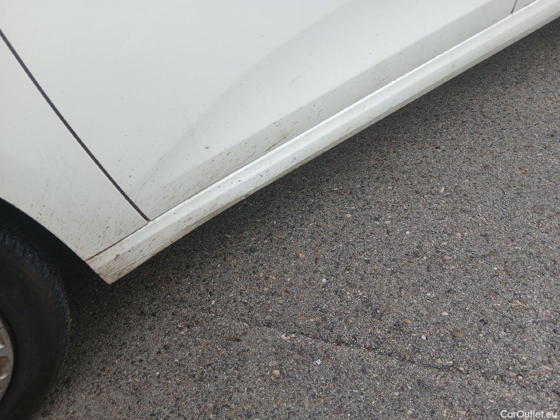  Fiat  Tipo FIAT  5p 2G berlina con portón 1.6 Business 88kW (120CV) Multijet II #33