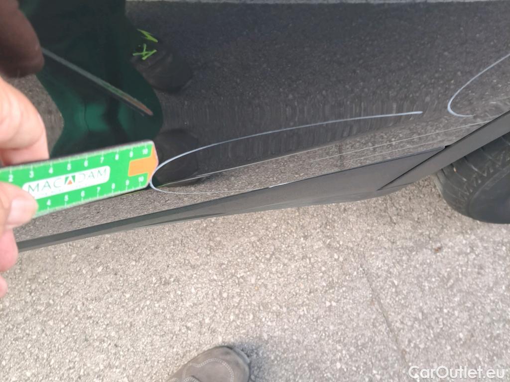  Bmw  X2 BMW  / 2017 / 5P / todoterreno sDrive18d #4