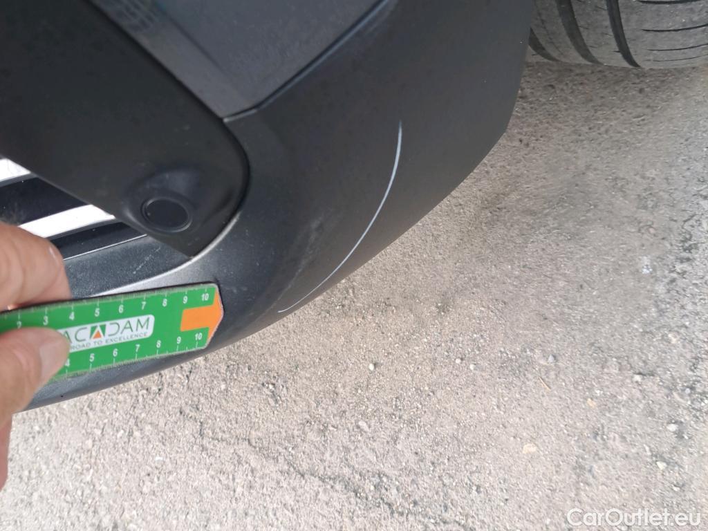  Bmw  X2 BMW  / 2017 / 5P / todoterreno sDrive18d #33