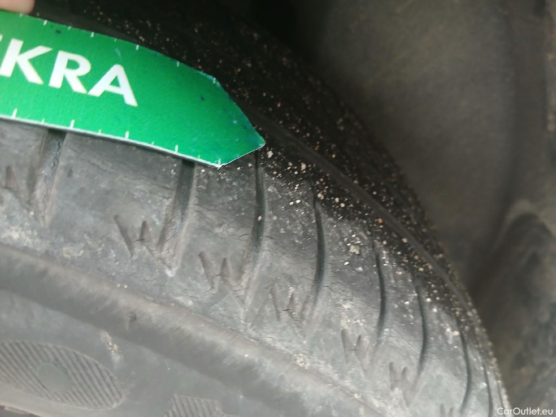  Fiat  Tipo FIAT  5p 2G berlina con portón 1.6 Business 88kW (120CV) Multijet II #1