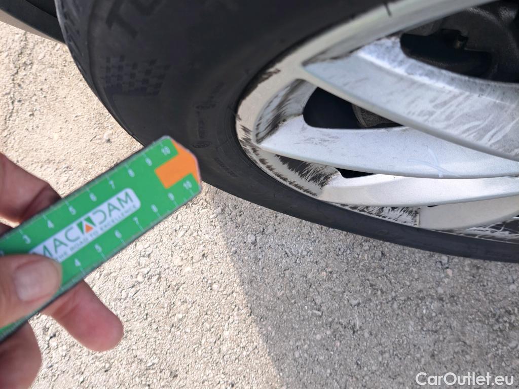  Bmw  X2 BMW  / 2017 / 5P / todoterreno sDrive18d #17