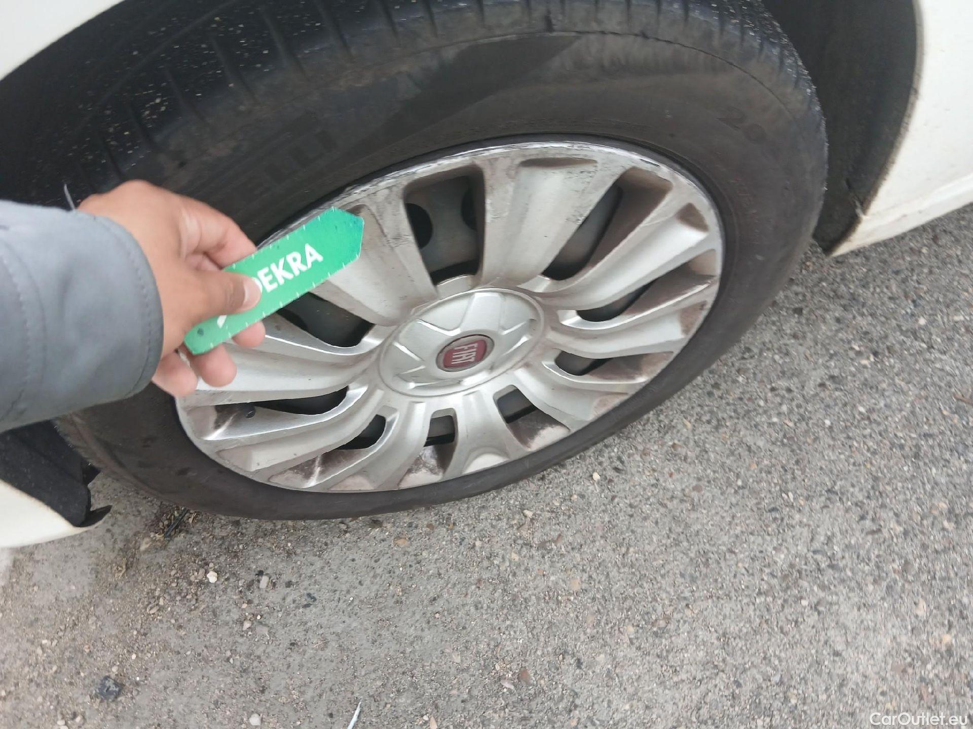  Fiat  Tipo FIAT  5p 2G berlina con portón 1.6 Business 88kW (120CV) Multijet II #27