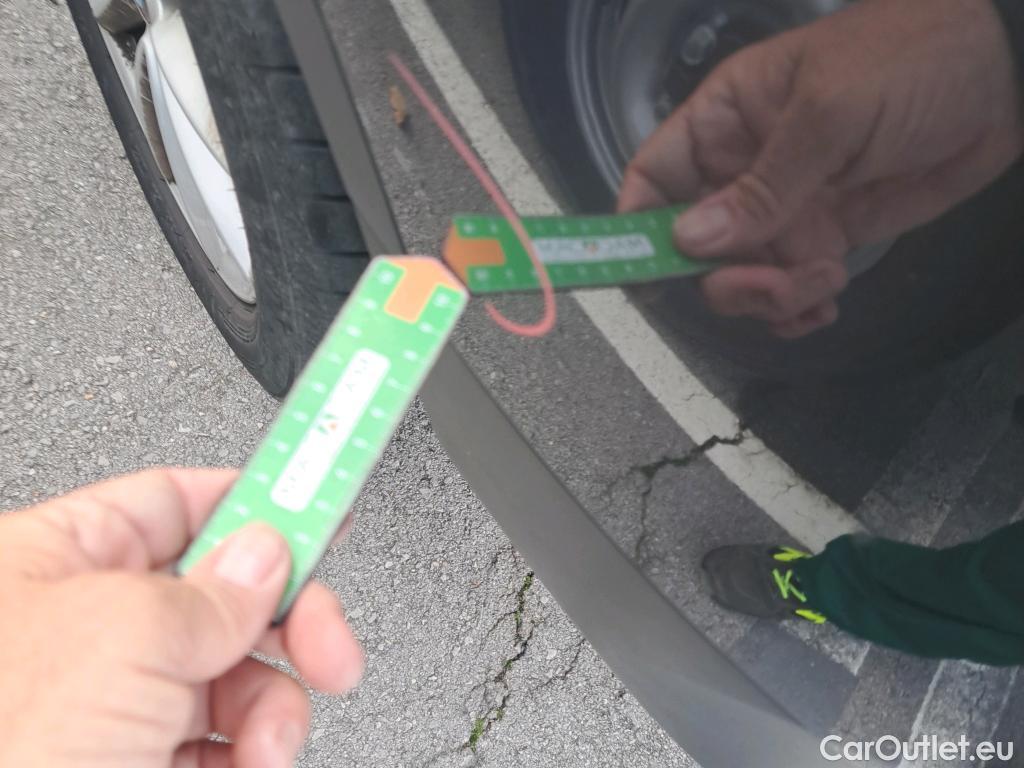  Bmw  X2 BMW  / 2017 / 5P / todoterreno sDrive18d #24