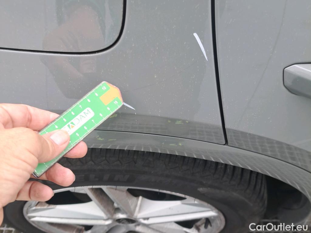  Audi  Q5 AUDI  / 2020 / 5P / todoterreno S line 40 TDI 150kW quattro-ultra #21