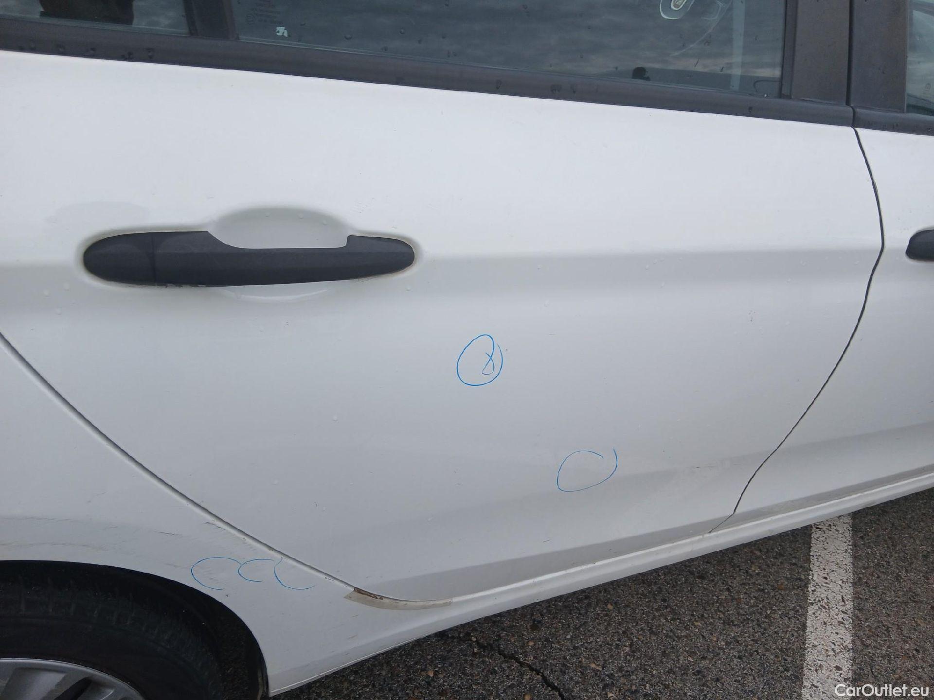  Fiat  Tipo FIAT  5p 2G berlina con portón 1.6 Business 88kW (120CV) Multijet II #49