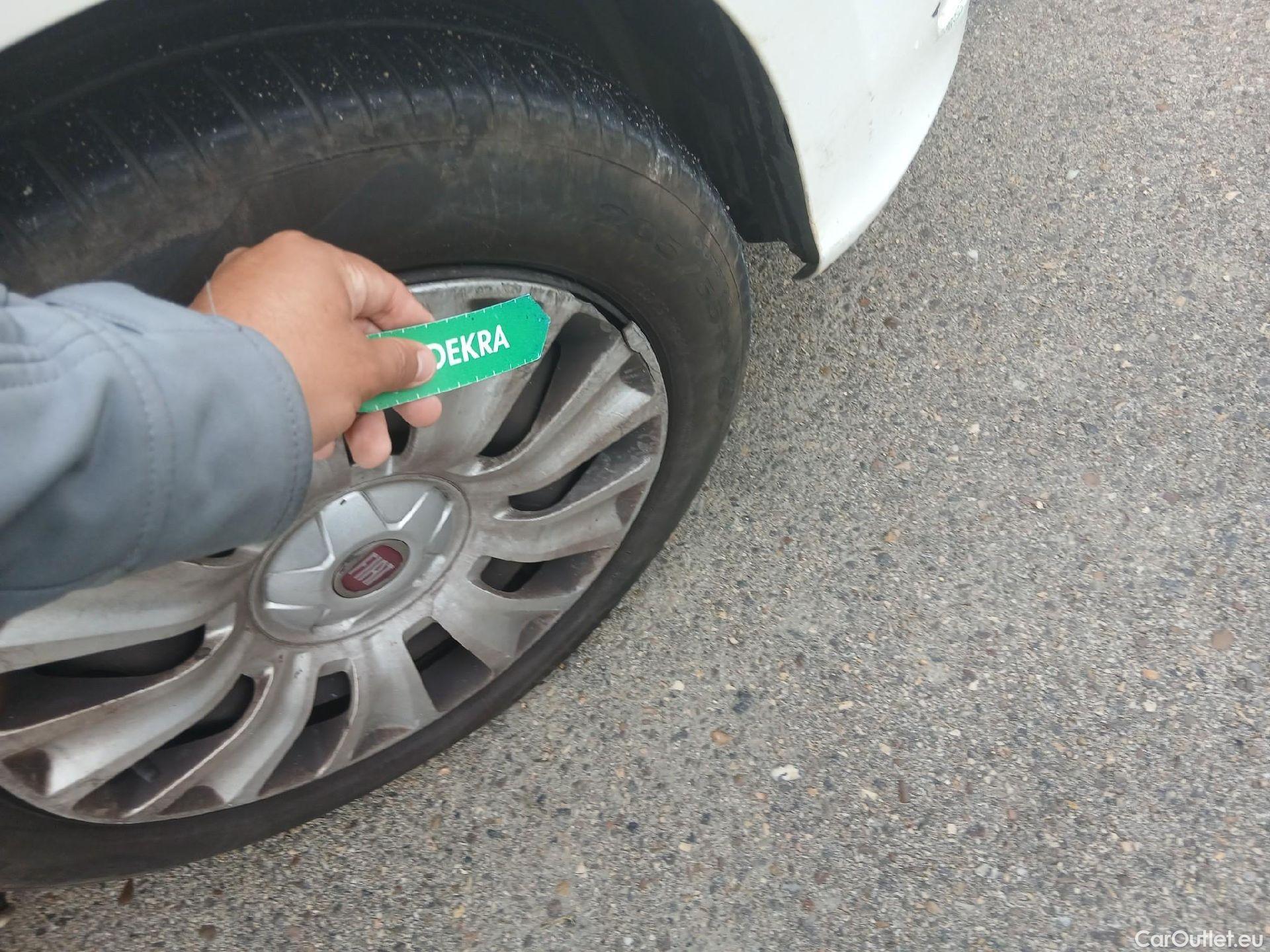  Fiat  Tipo FIAT  5p 2G berlina con portón 1.6 Business 88kW (120CV) Multijet II #54