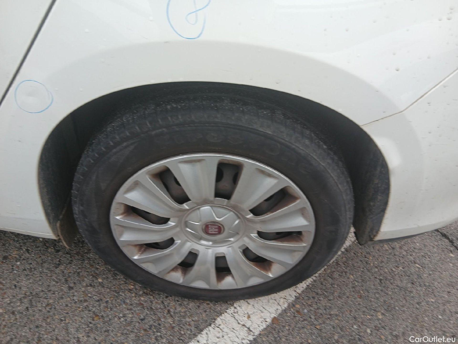  Fiat  Tipo FIAT  5p 2G berlina con portón 1.6 Business 88kW (120CV) Multijet II #2