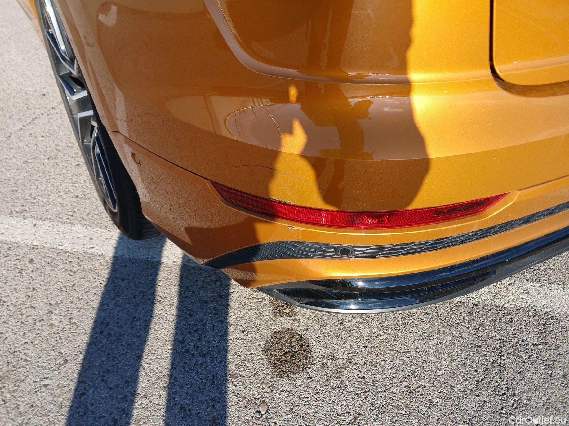  Audi  Q8 AUDI  / 2018 / 5P / todoterreno 55 TFSIe 280kW Black L quattro tiptronic #7