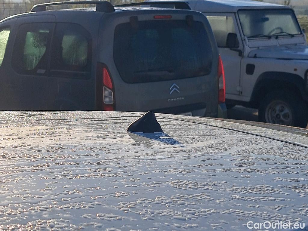  Nissan  Leaf NISSAN  / 2017 / 5P / berlina con portón 40kWh N-Connecta #24