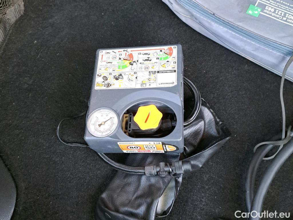  Nissan  Leaf NISSAN  / 2017 / 5P / berlina con portón 40kWh N-Connecta #3